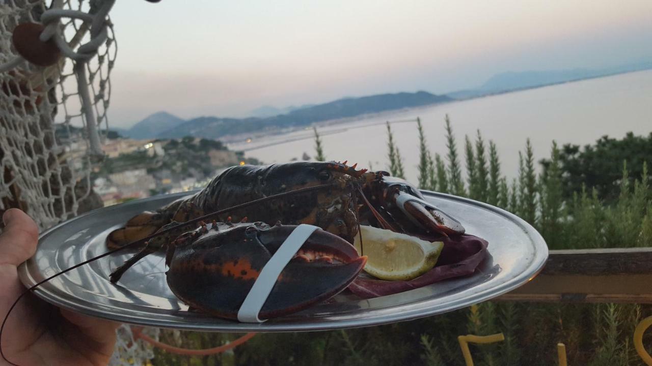 B&B Fish Vietri エクステリア 写真