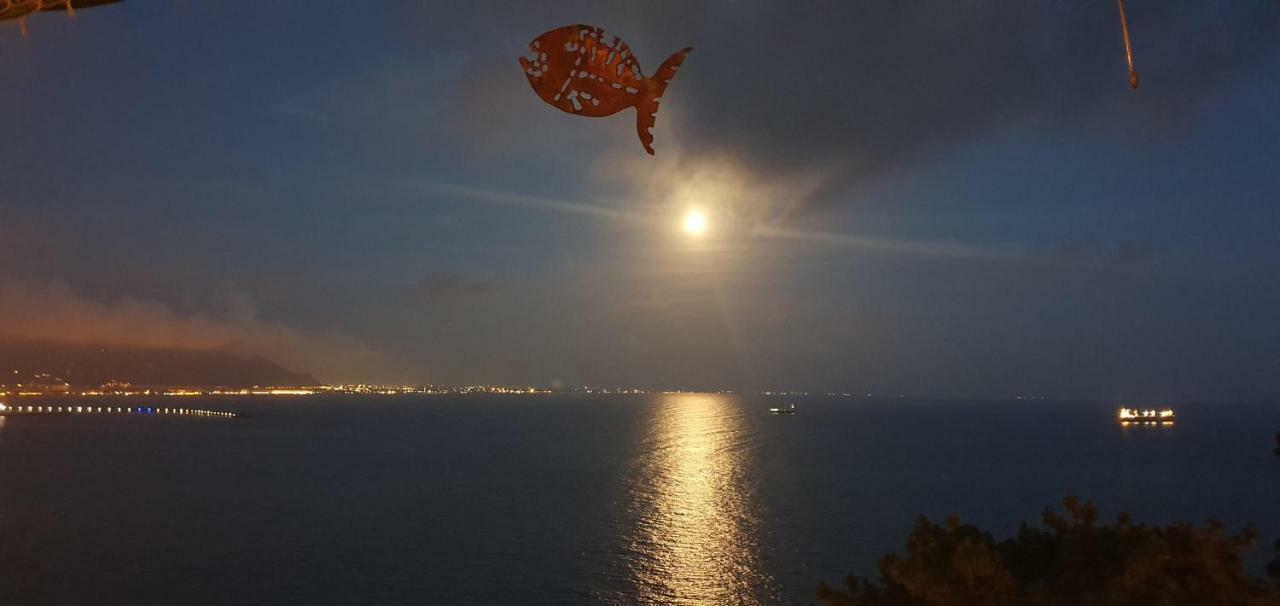 B&B Fish Vietri エクステリア 写真